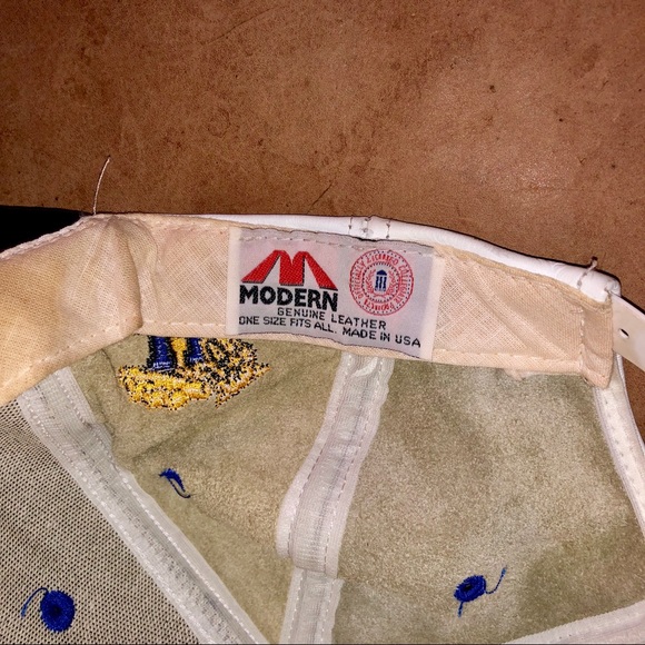 Rare full leather Kentucky Wildcats snap back hat - Picture 4 of 4